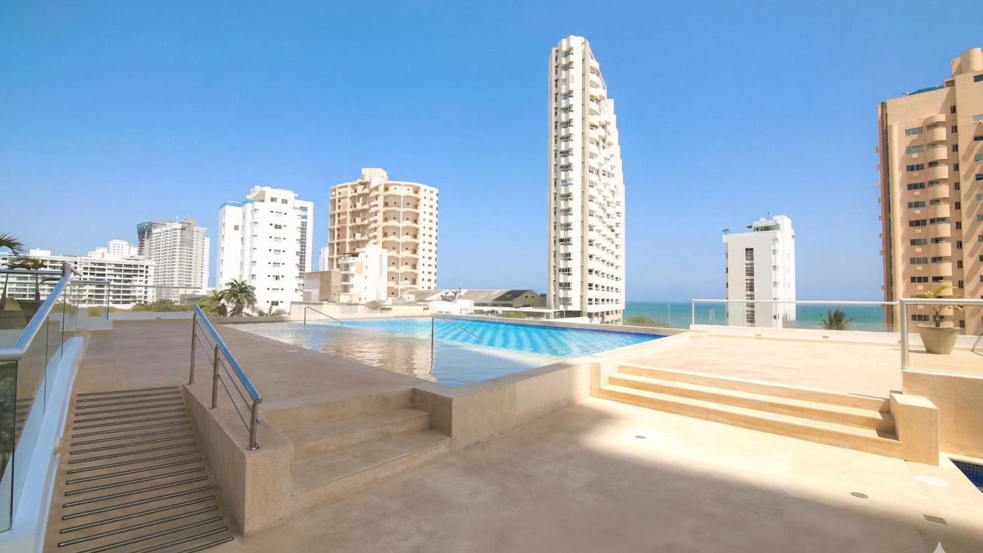 Exclusivo A Cuadra De La Playa Apartamento Cartagena