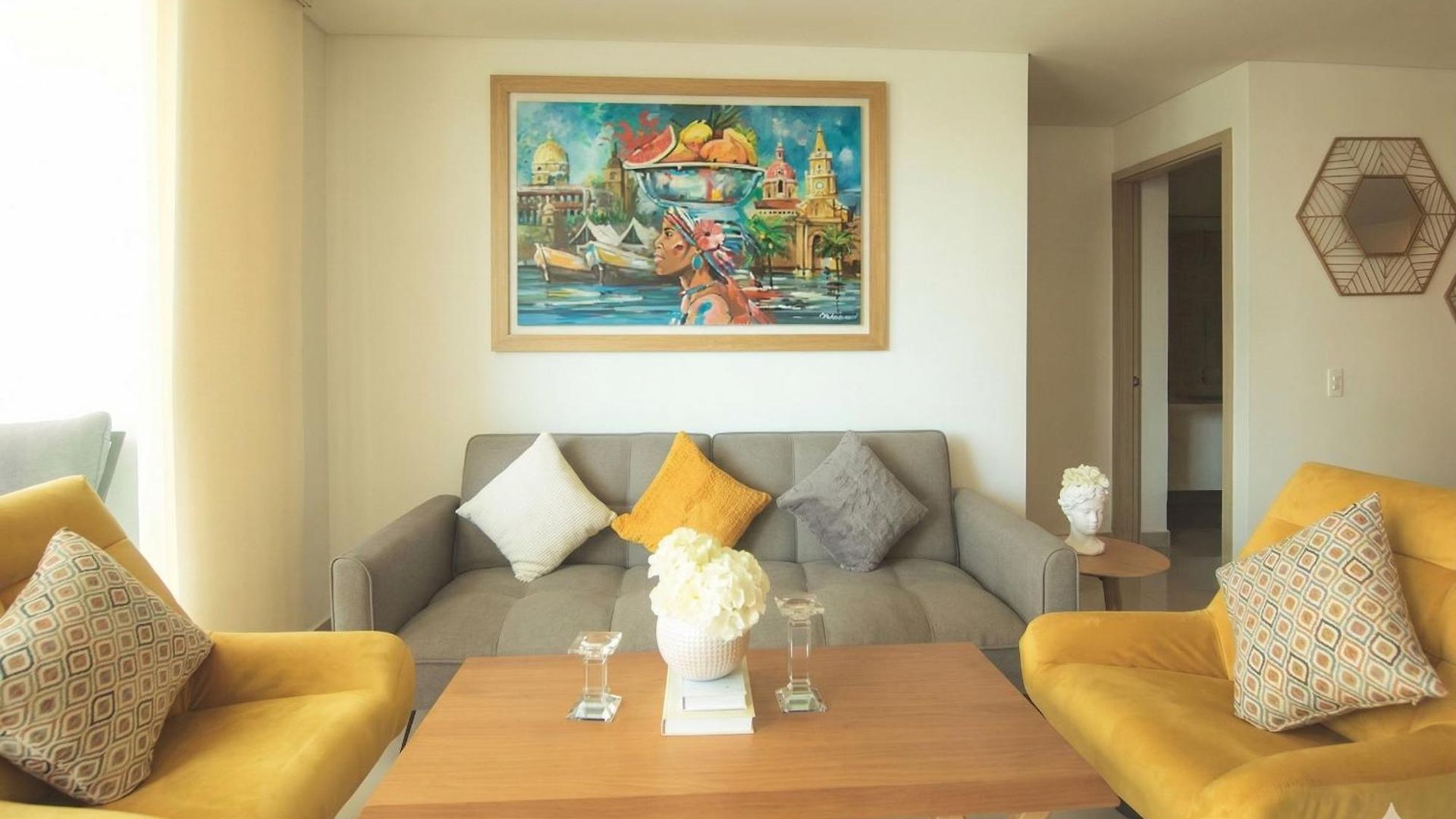 Exclusivo A Cuadra De La Playa Apartamento *