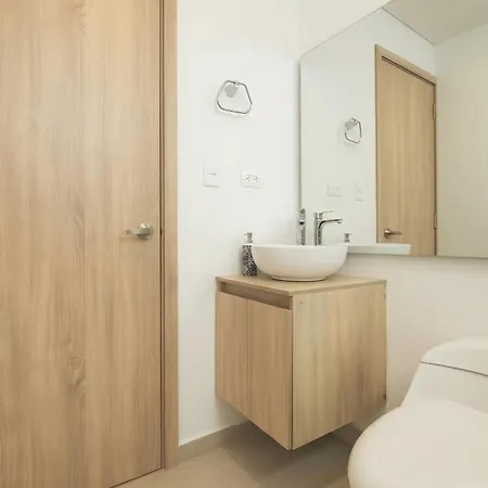Exclusivo A Cuadra De La Playa Apartamento
